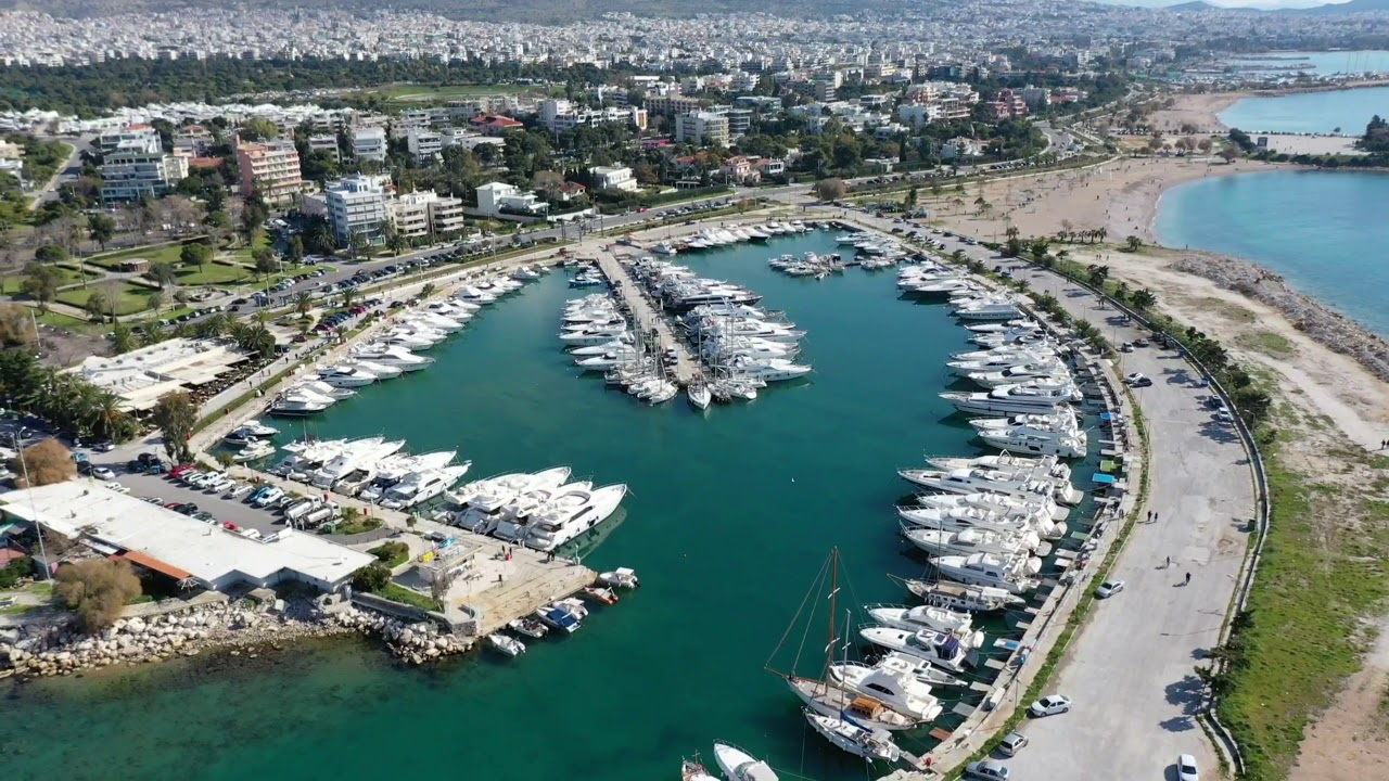 “Αναγκάστηκα να φύγω από το σπίτι στη Γλυφάδα και νοίκιασα ένα μικρό”