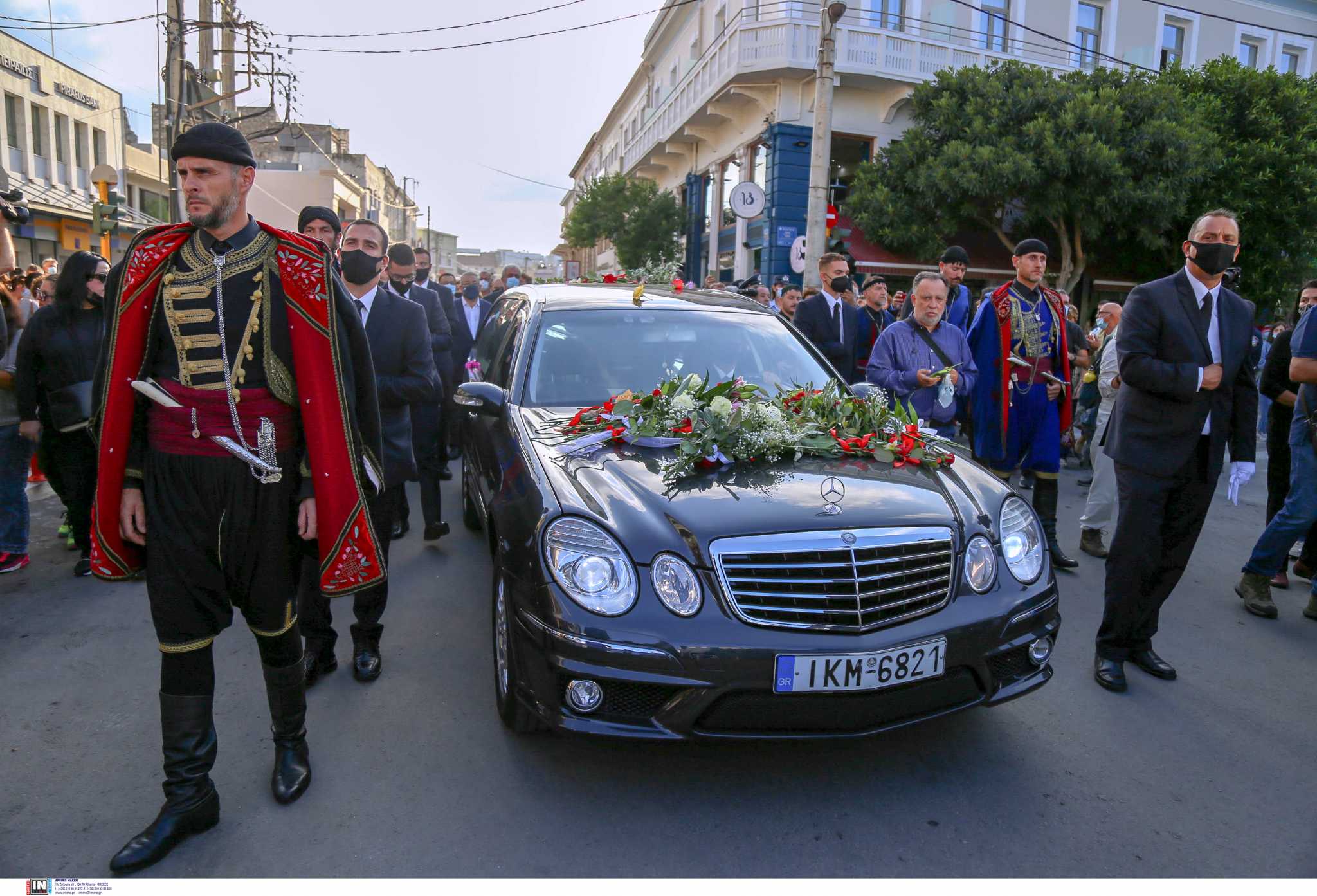 Μίκης Θεοδωράκης