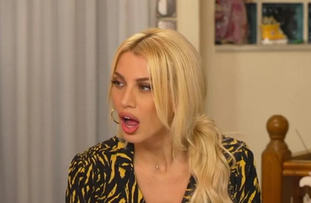 Κάτι Ξαναψήνεται