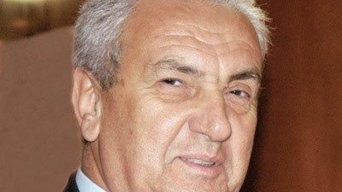 Δημήτρης Κοντομηνάς