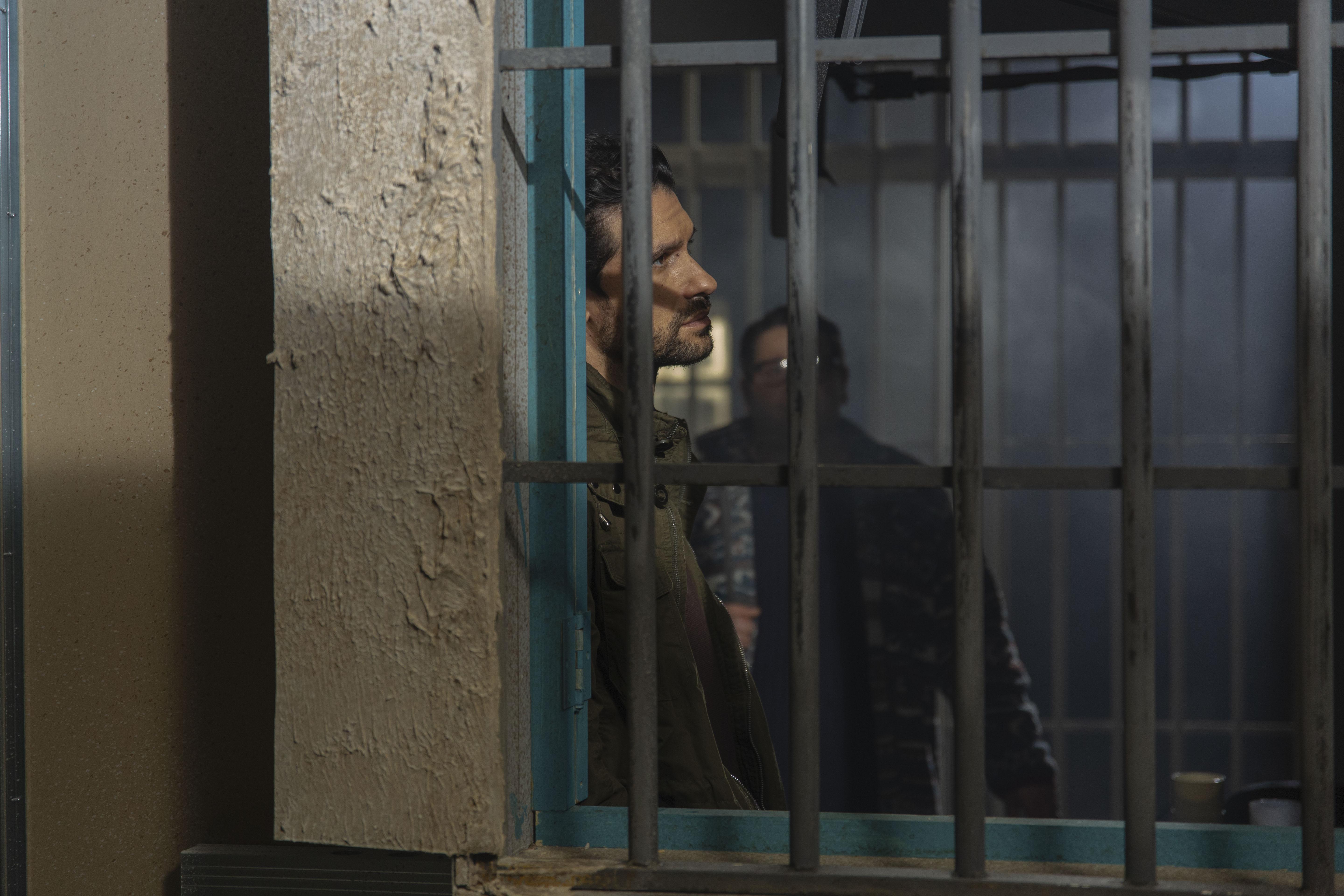 Σασμός: Το κουβάρι του παρελθόντος αρχίζει να ξετυλίγεται