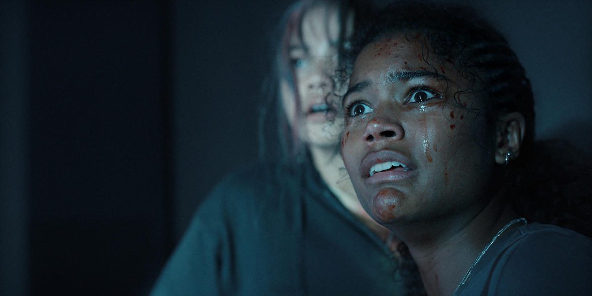 RESIDENT EVIL. SIENA AGUDON as YOUNG BILLIE, SIENA AGUDON as YOUNG BILLIE in RESIDENT EVIL. TAMARA SMART as YOUNG JADE, TAMARA SMART as YOUNG JADE in RESIDENT EVIL. NETFLIX © 2022