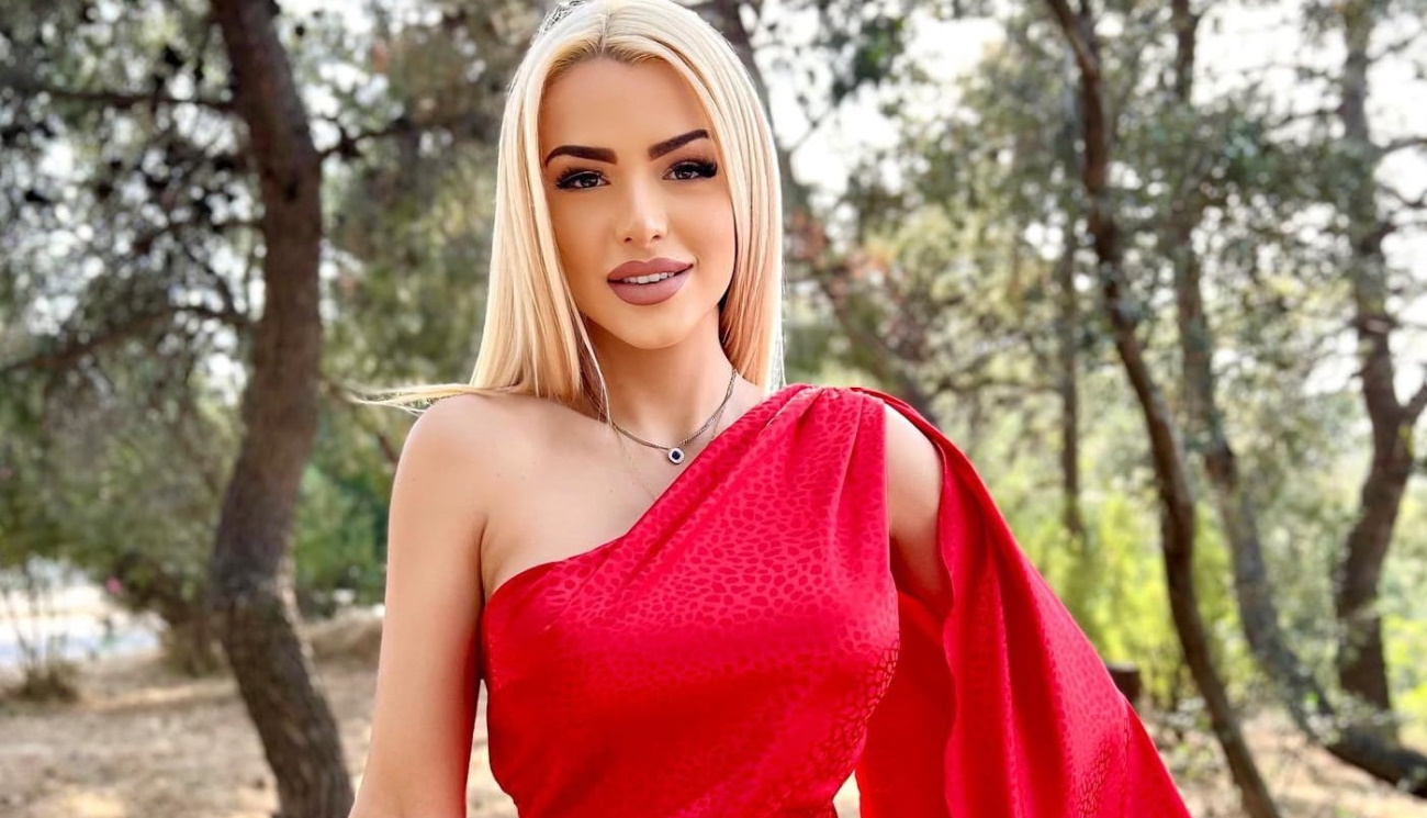 Στέλλα Μιζεράκη