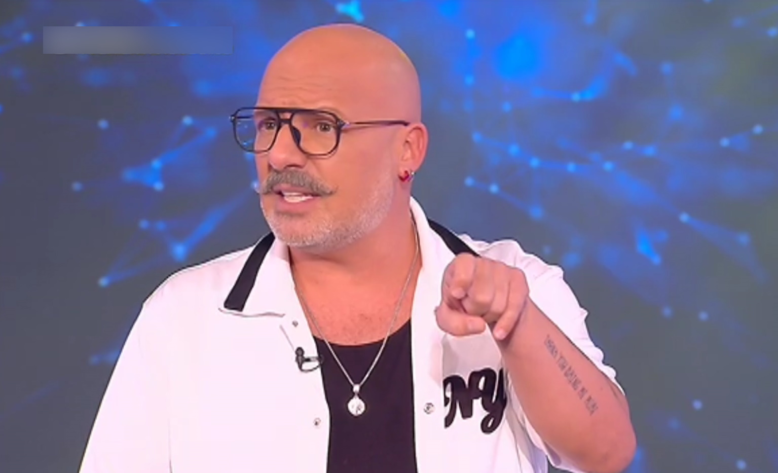Νίκος Μουτσινάς