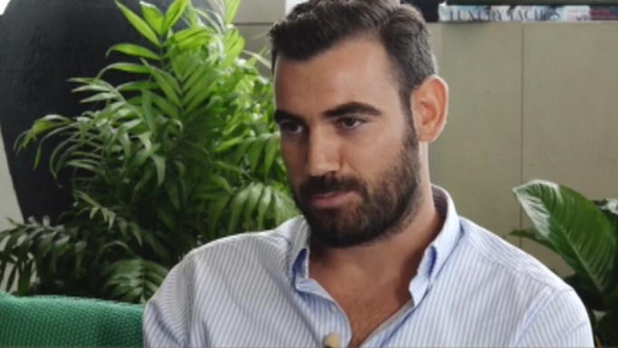 Νίκος Πολυδερόπουλος