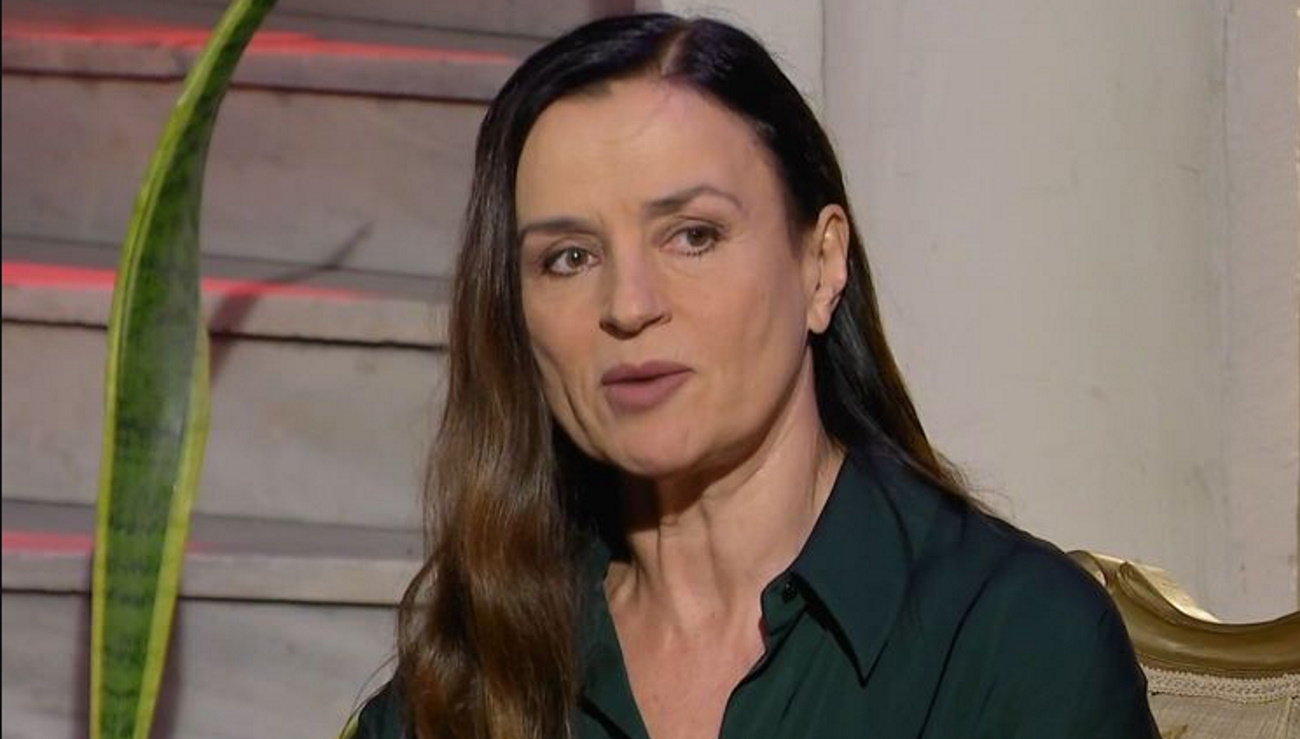 Καρυοφυλλιά Καραμπέτη