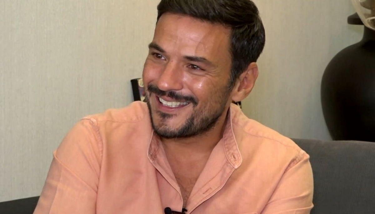 Κώστας Τσουρός