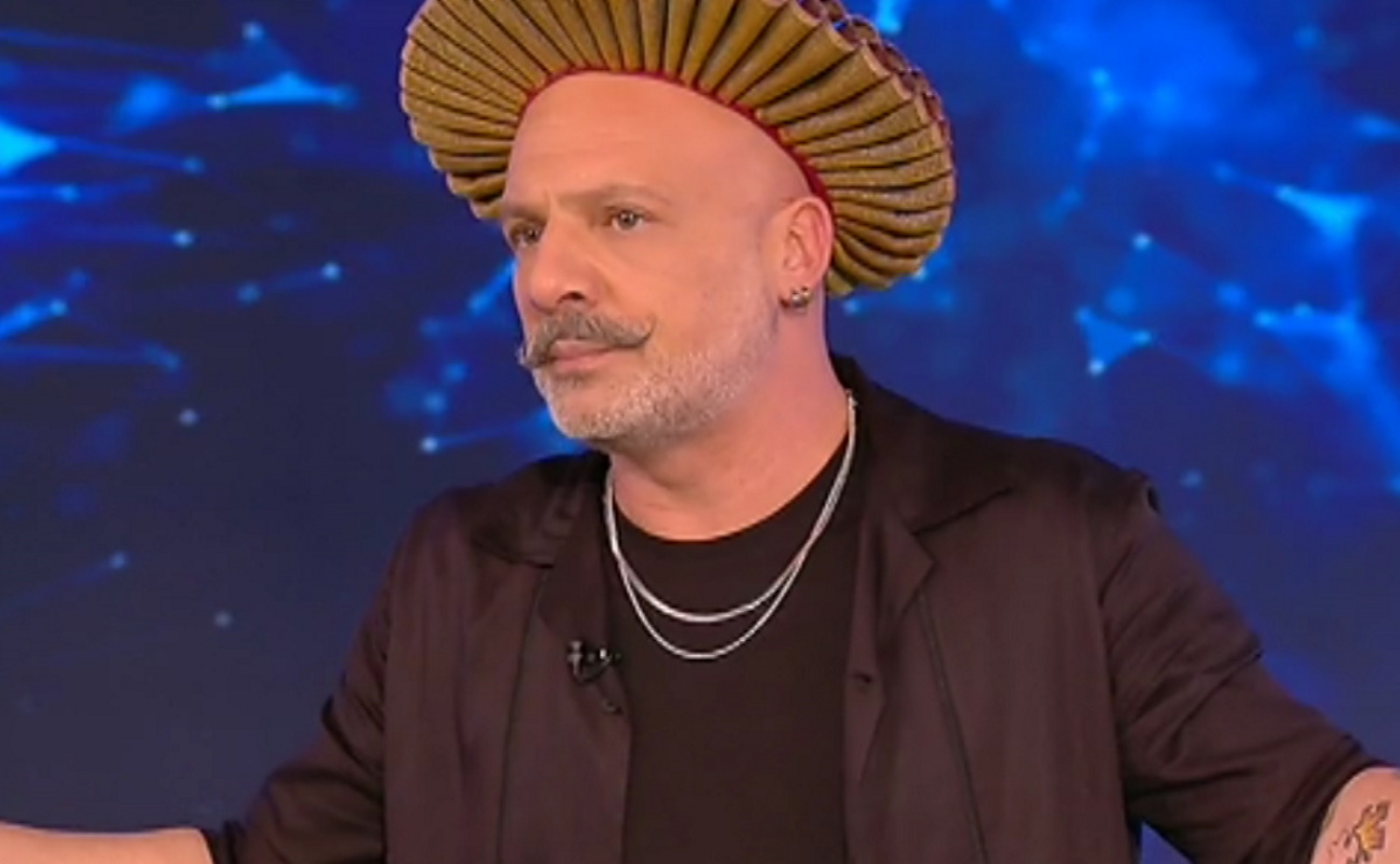Νίκος Μουτσινάς
