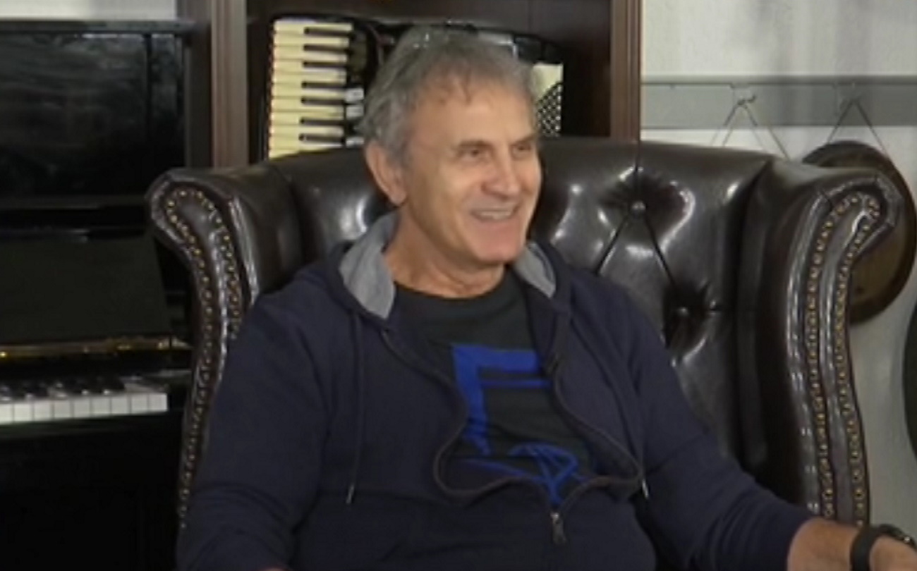 Γιώργος Νταλάρας