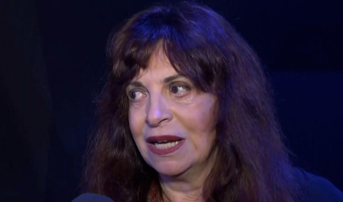 Νατάσα Τσακαρισιάνου