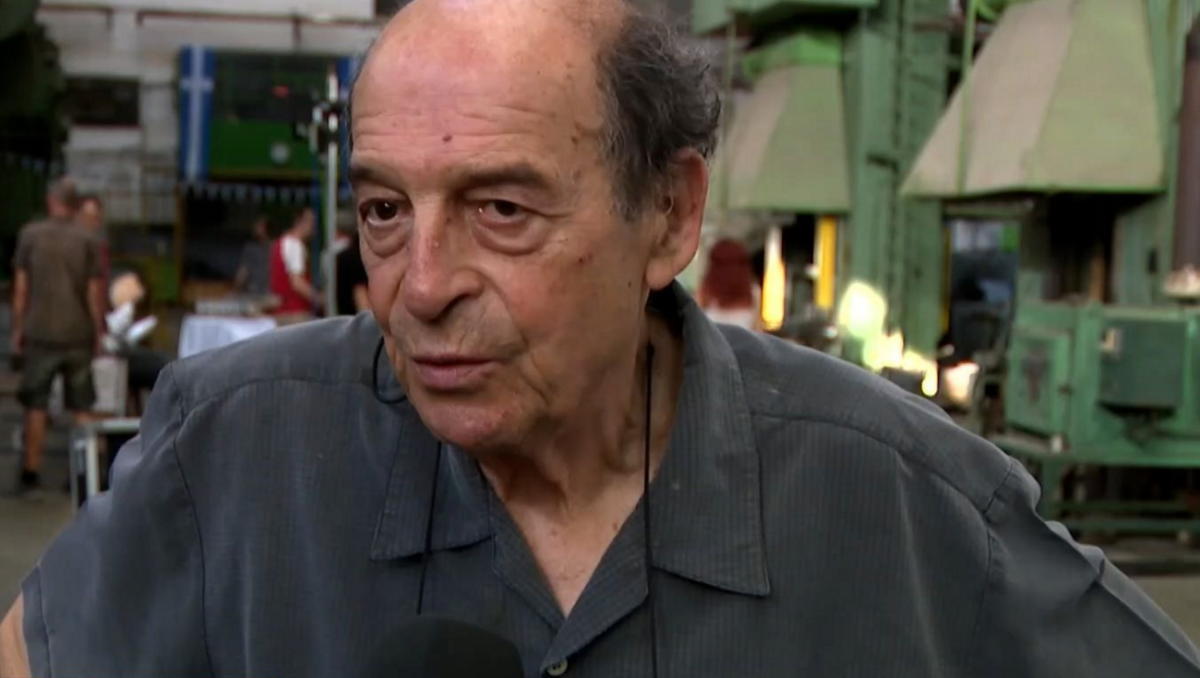 Μανούσος Μανουσάκης