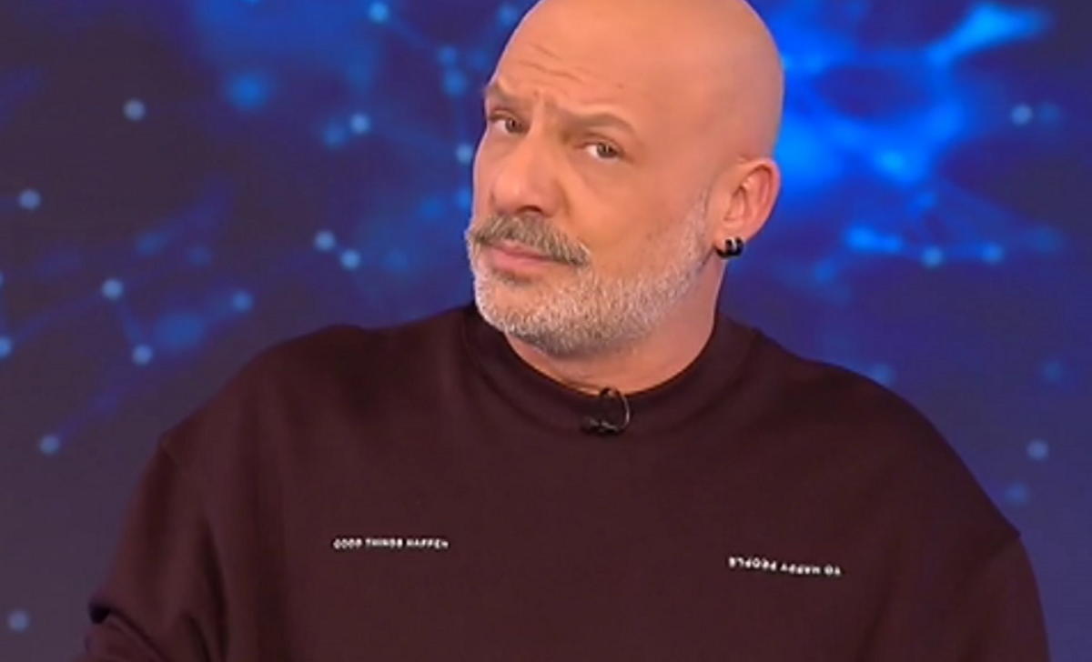 Νίκος Μουτσινάς