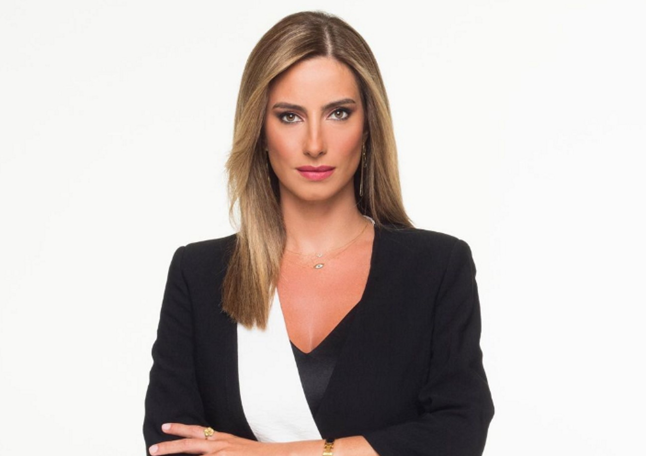 Λένα Φλυτζάνη