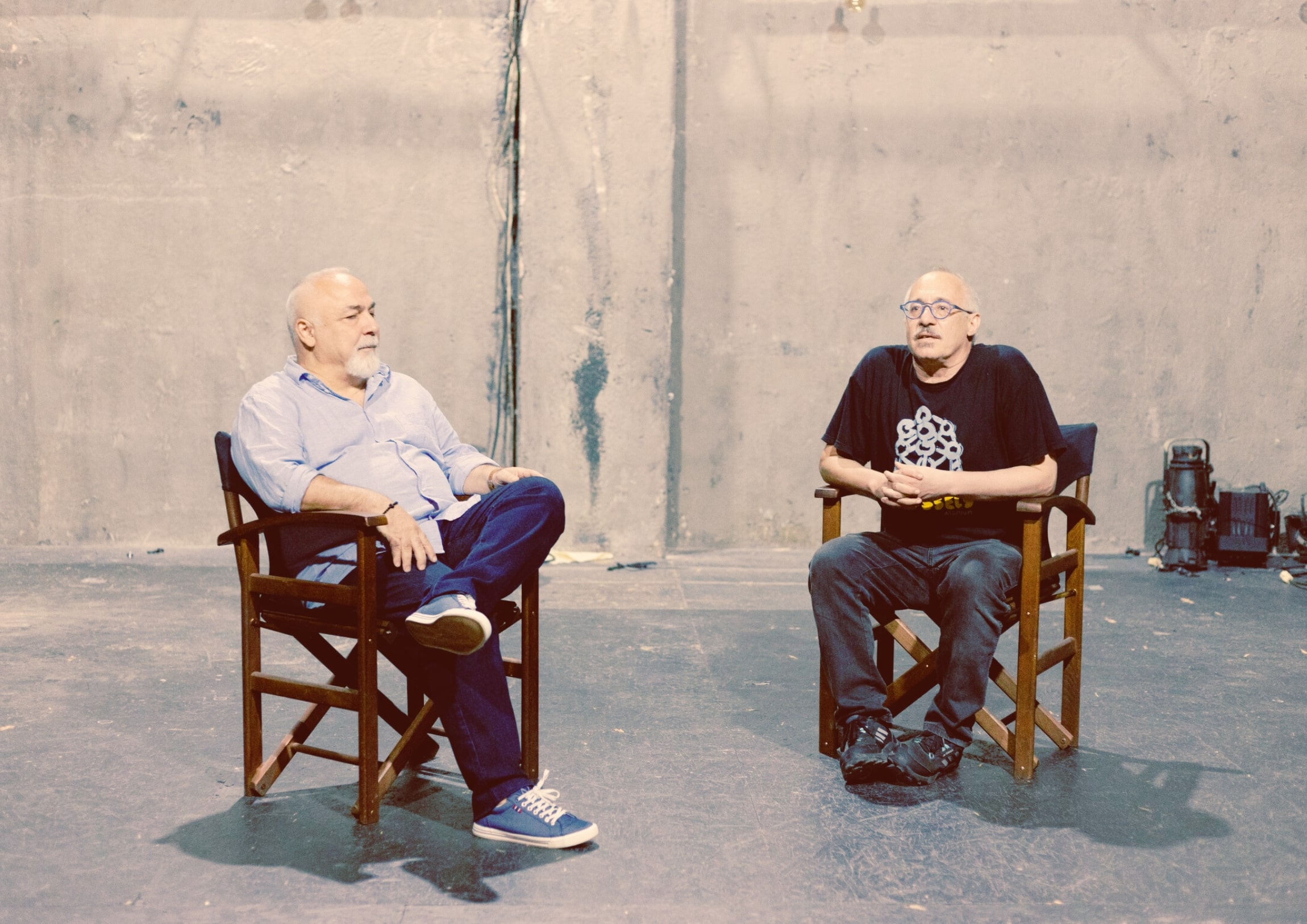 Ν. Απειρανθίτης Ν. Κρητικός
