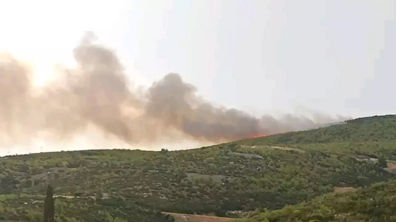 Φωτιά στο Μαραθώνα: Πέντε εστίες, πιθανότατα από κεραυνούς