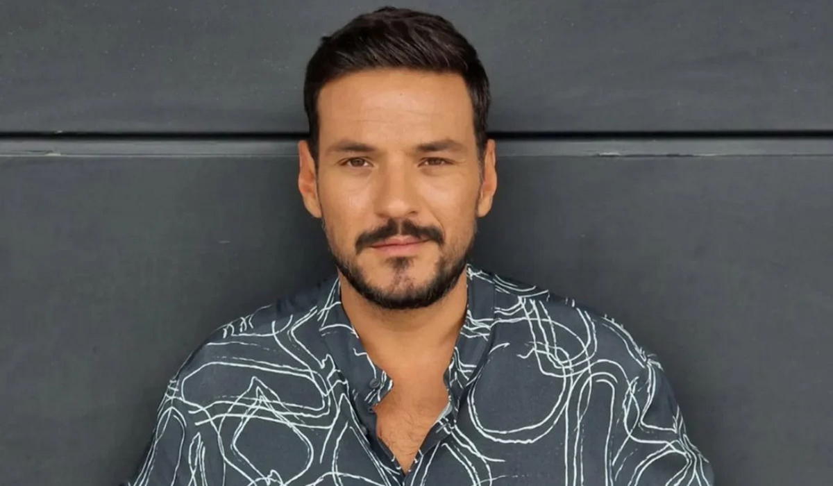 Κώστας Τσουρός