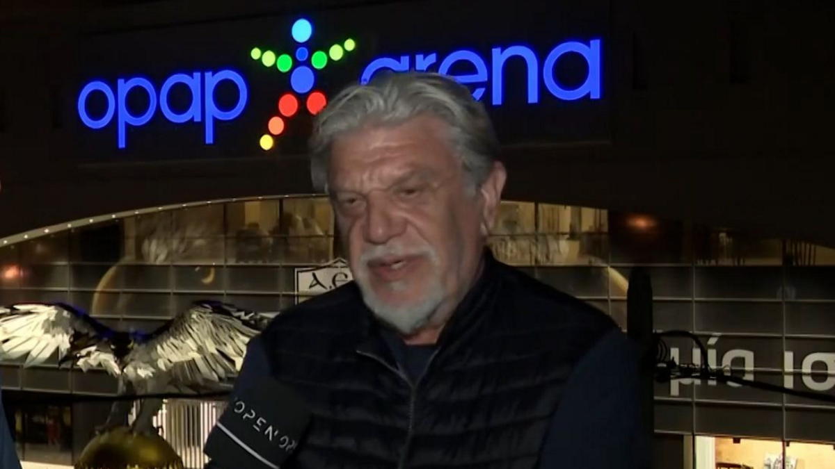 Γιάννης Βούρος