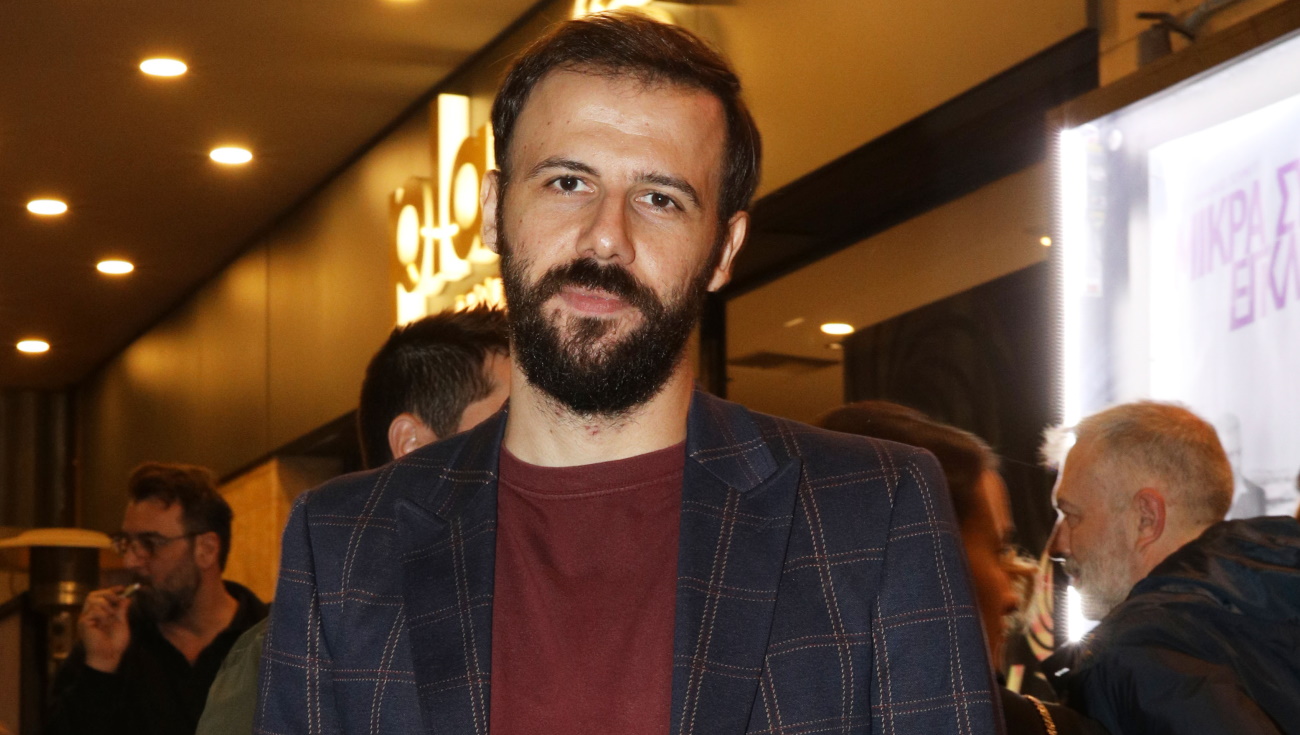 Νίκος Γκέλια