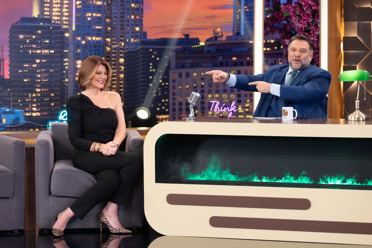 ΤΗΕ NIGHT SHOW ΧΡΙΣΤΙΝΑ ΒΙΔΟΥ