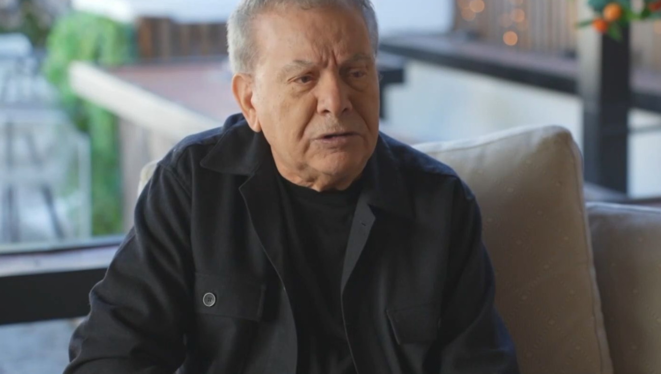 Μανώλης Μητσιάς