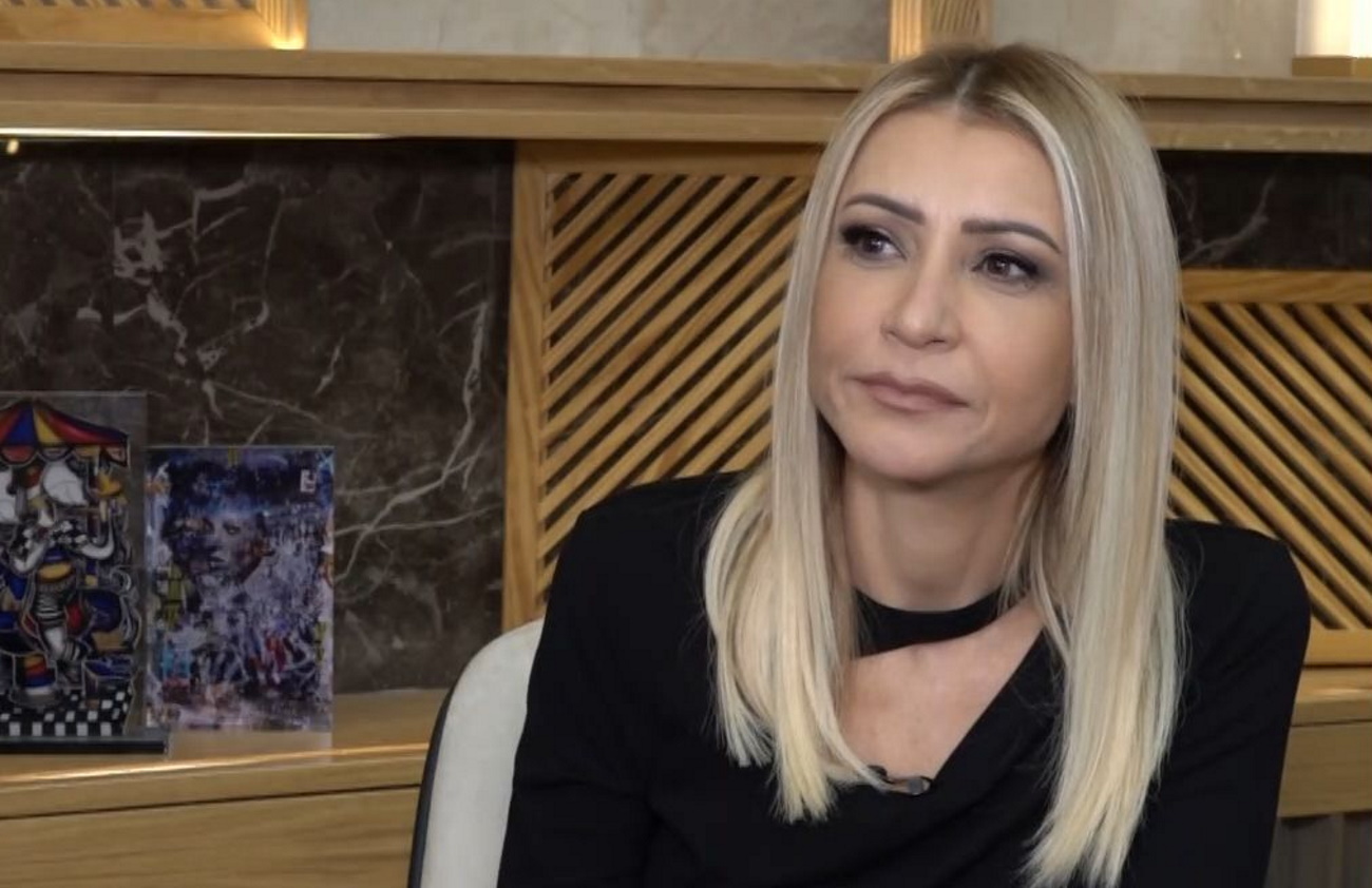 Λένα Παπαδοπούλου