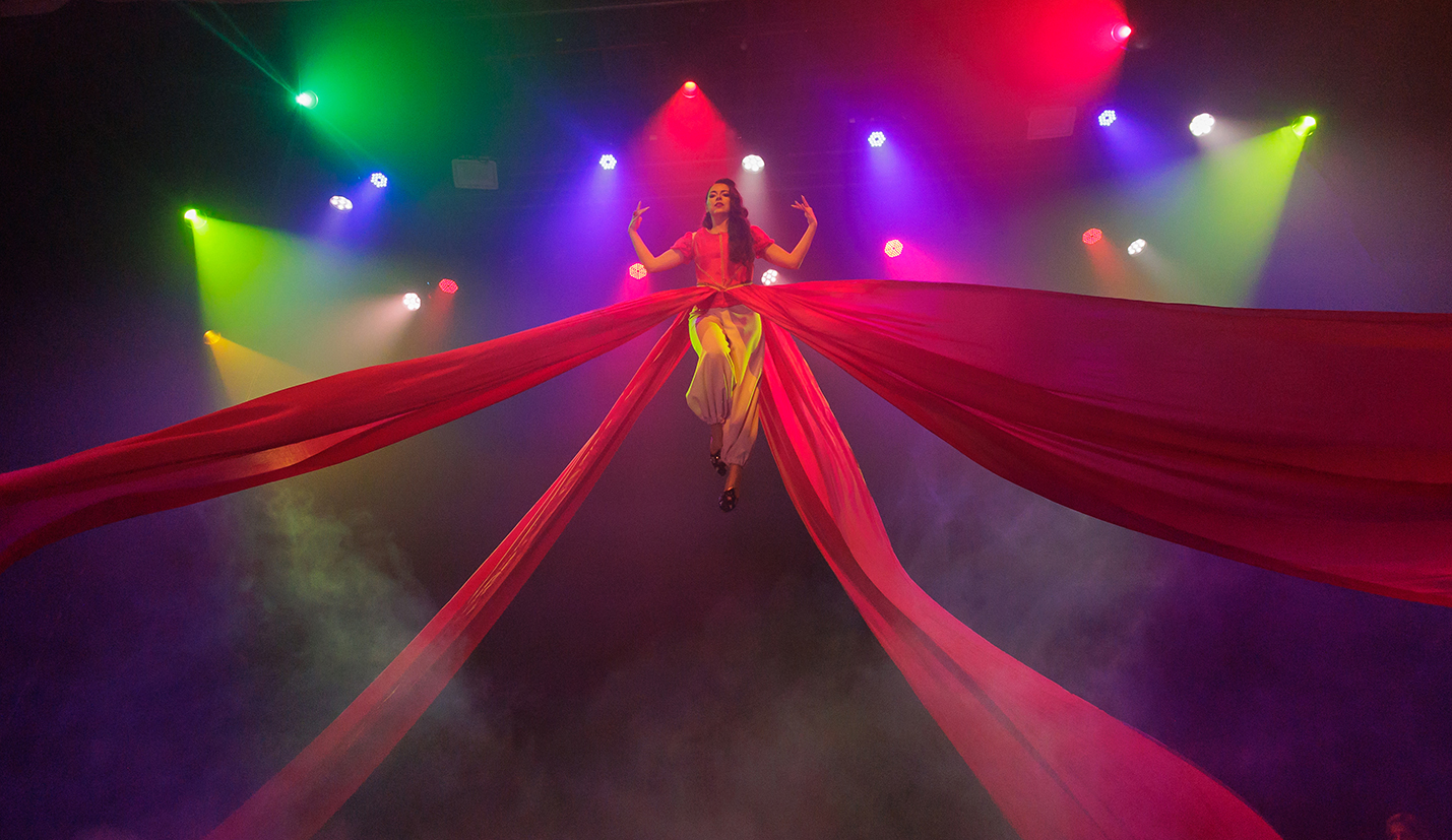 ΑΛΑΝΤΙΝ THE SHOW ΤΖΙΝΙ ΤΟΥ ΔΑΧΤΥΛΙΔΙΟΥ