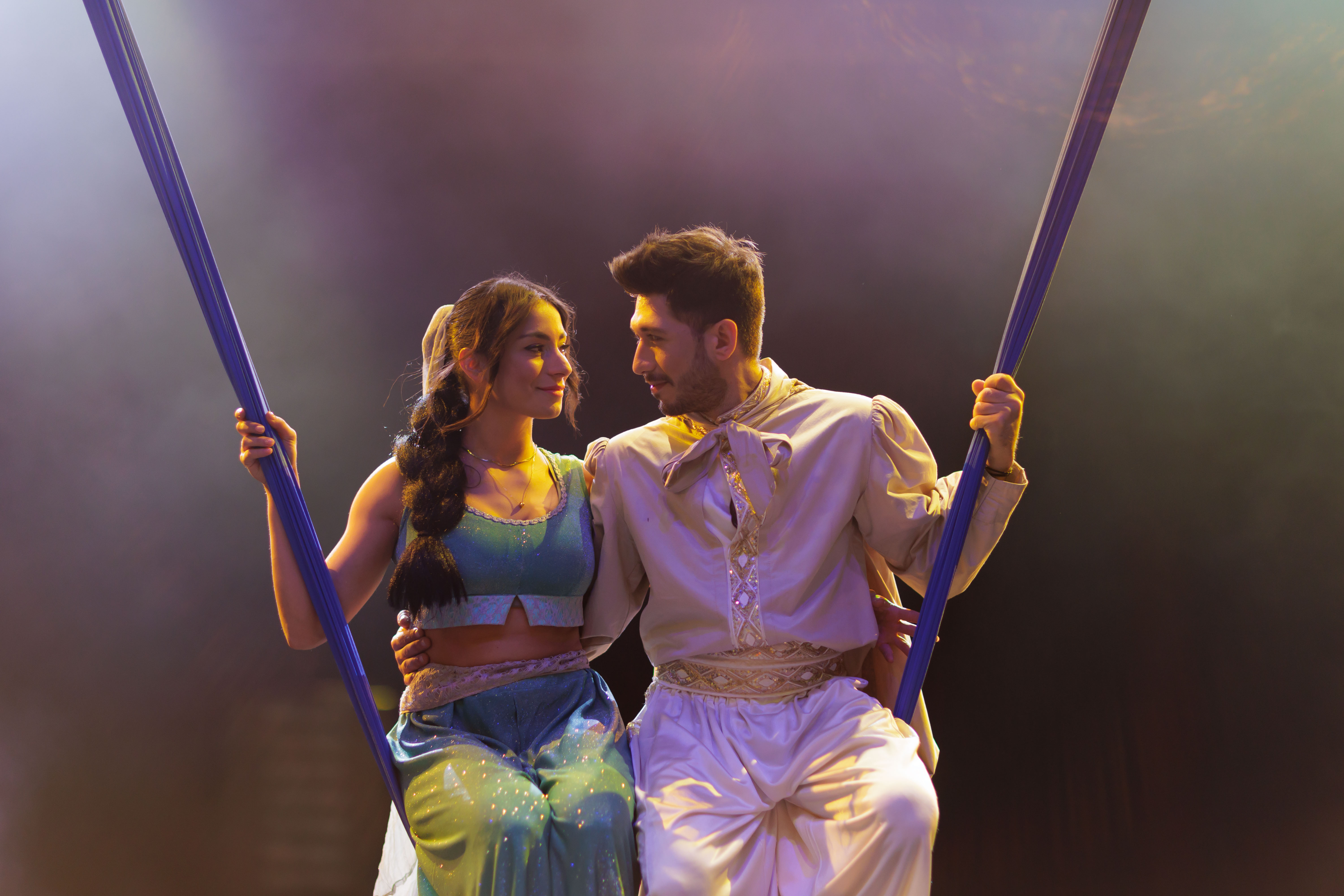 ΑΛΑΝΤΙΝ THE SHOW THEATER