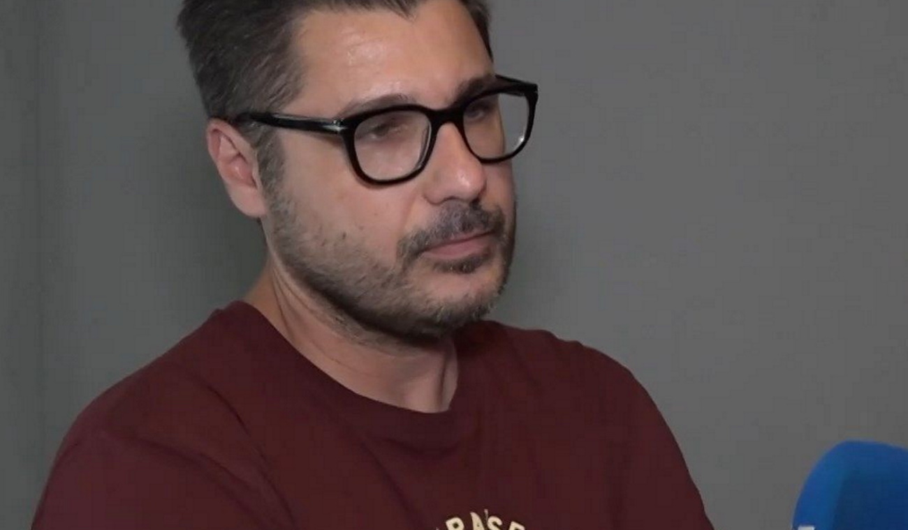 Λάμπρος Κωνσταντάρας