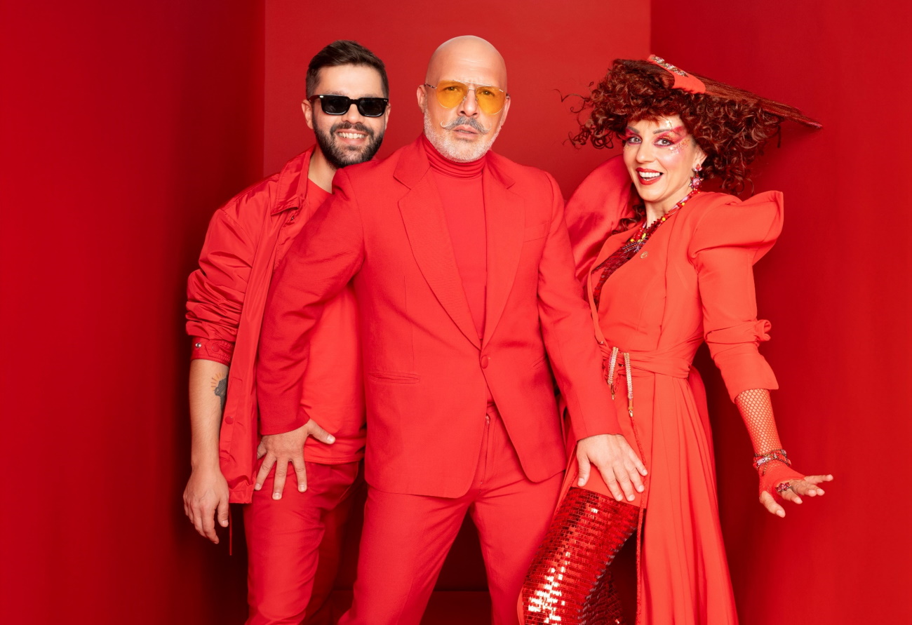 Νίκος Μουτσινάς