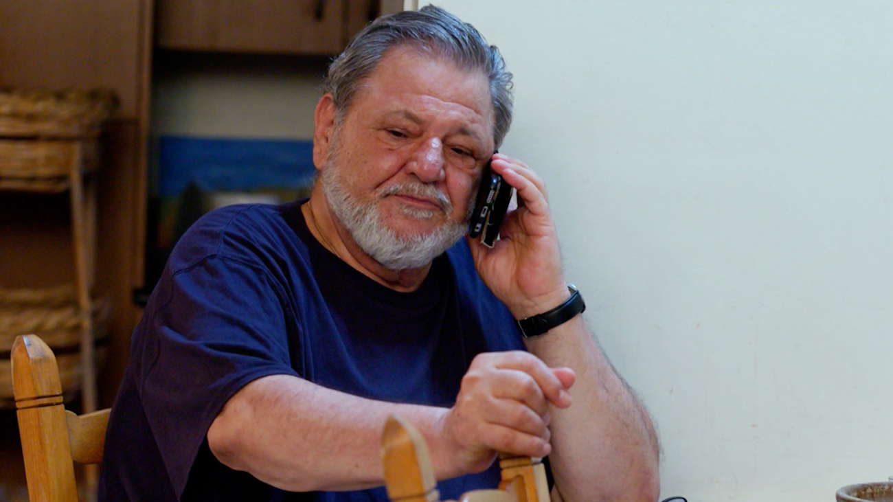 Γη της Ελιάς: Η Αρετή αποκαλύπτει στην Αφροδίτη ότι ο Χρήστος την απατά