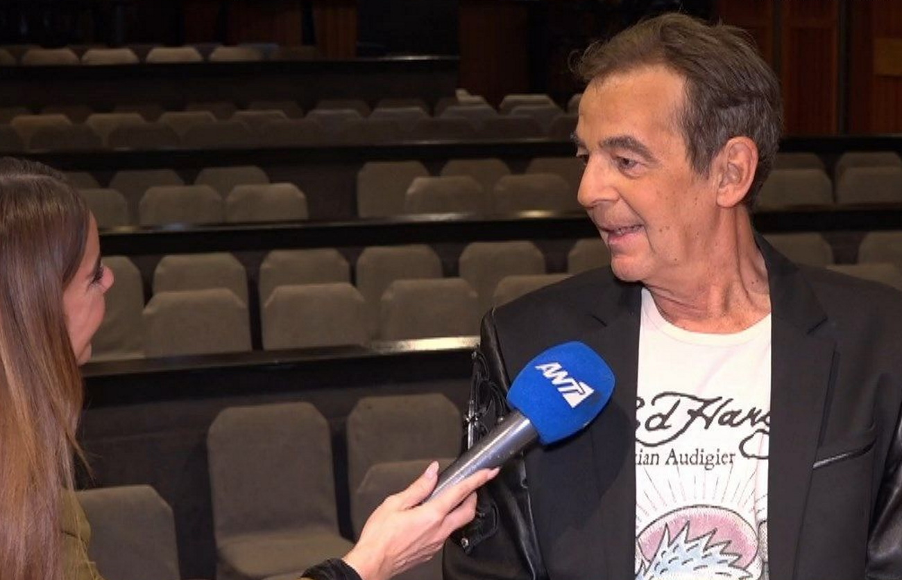 Κώστας Χαριτοδιπλωμένος