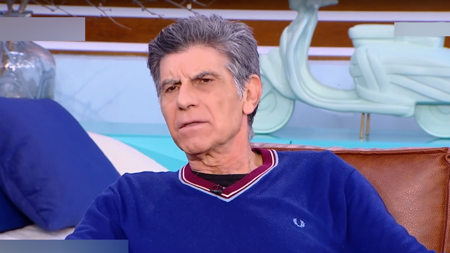 Γιάννης Μπέζος