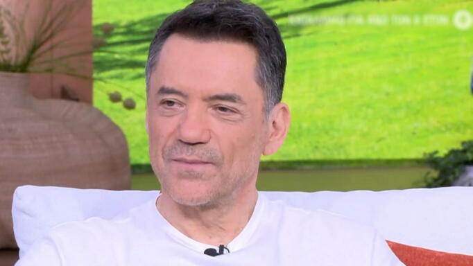 Θάνος Καλλίρης