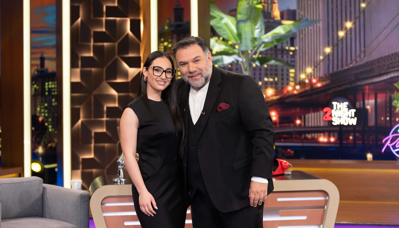 The 2Night Show: Klavdia και Μελίνα Πολυζώνη μιλούν στον Γρηγόρη Αρναούτογλου