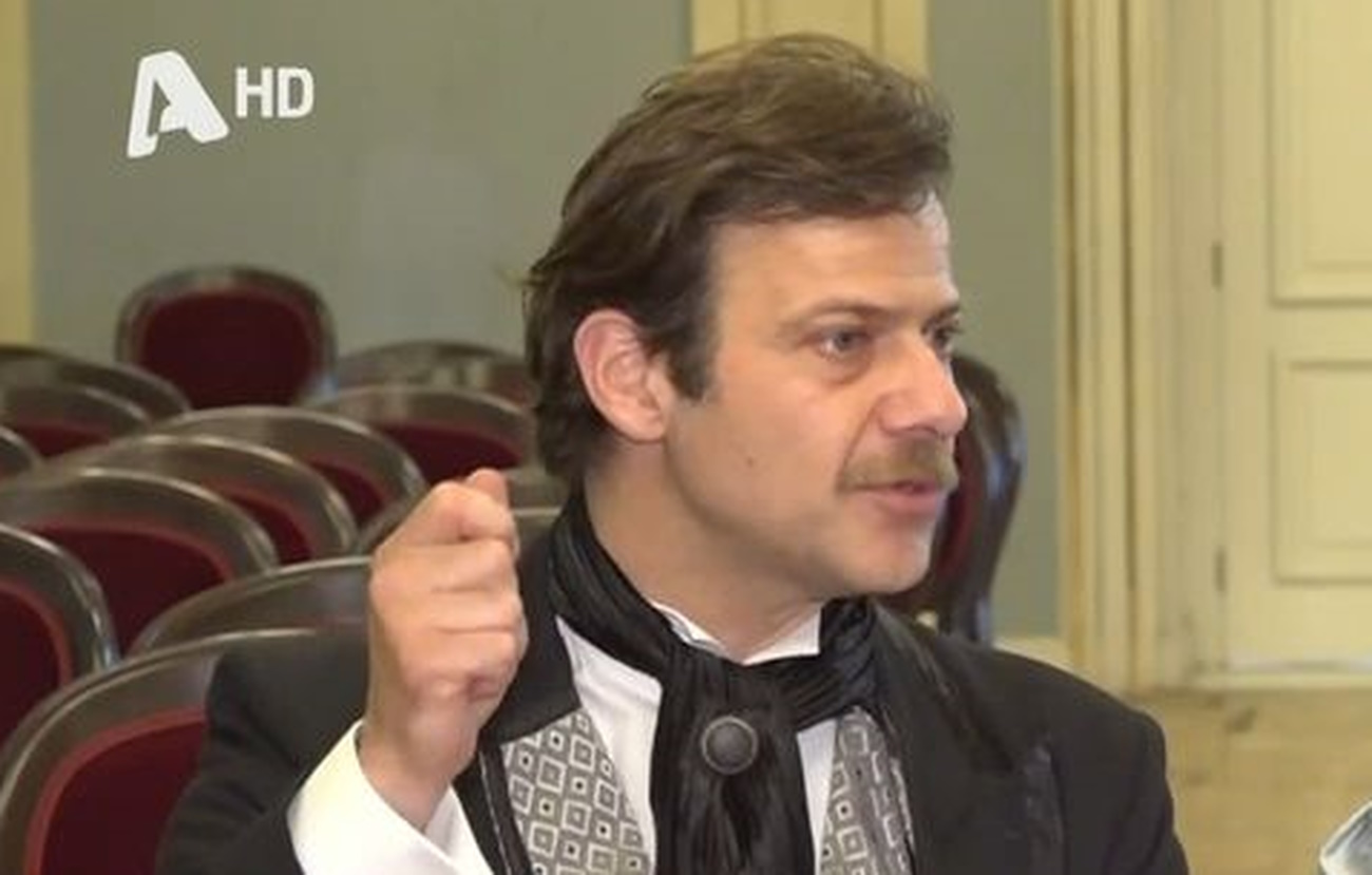 Ορέστης Τζιόβας