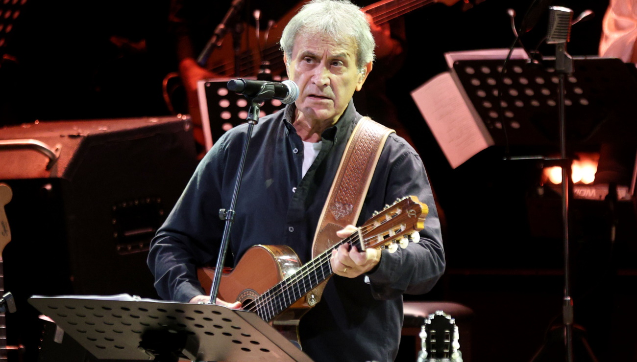 Γιώργος Νταλάρας