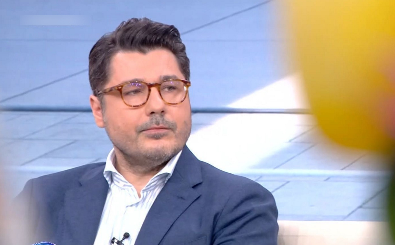 Λάμπρος Κωνσταντάρας
