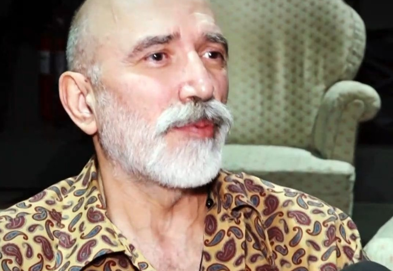 Χάρης Γρηγορόπουλος: «Κανείς δεν μου πρότεινε να ξανακάνω τον Τρελαντώνη, σηματοδοτήθηκα με αυτόν το ρόλο»