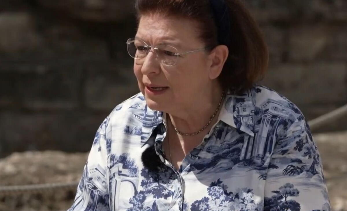 Λίνα Μενδώνη