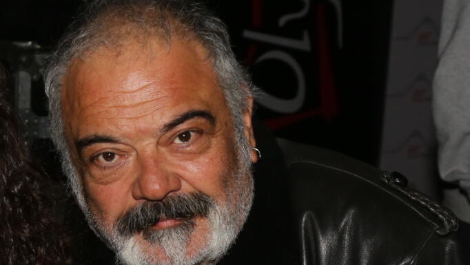 Στηβ Ντούζος
