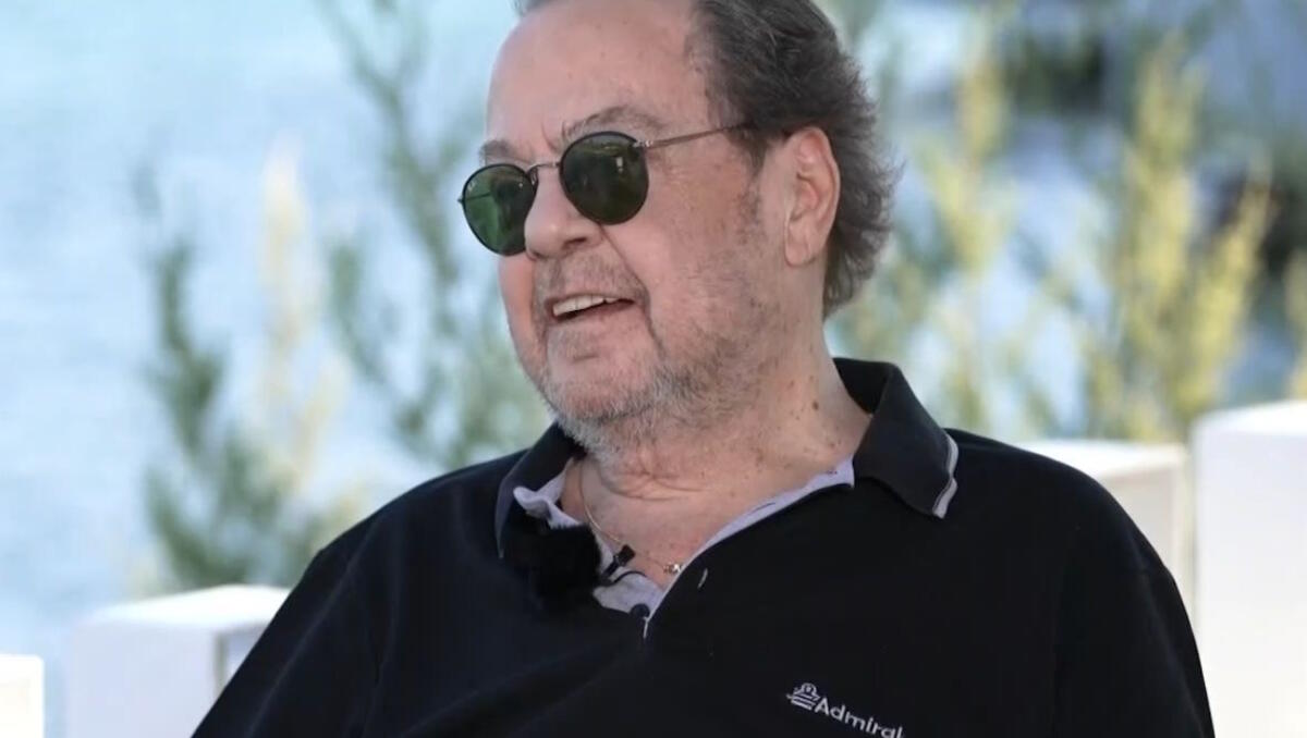 Γιάννης Πάριος