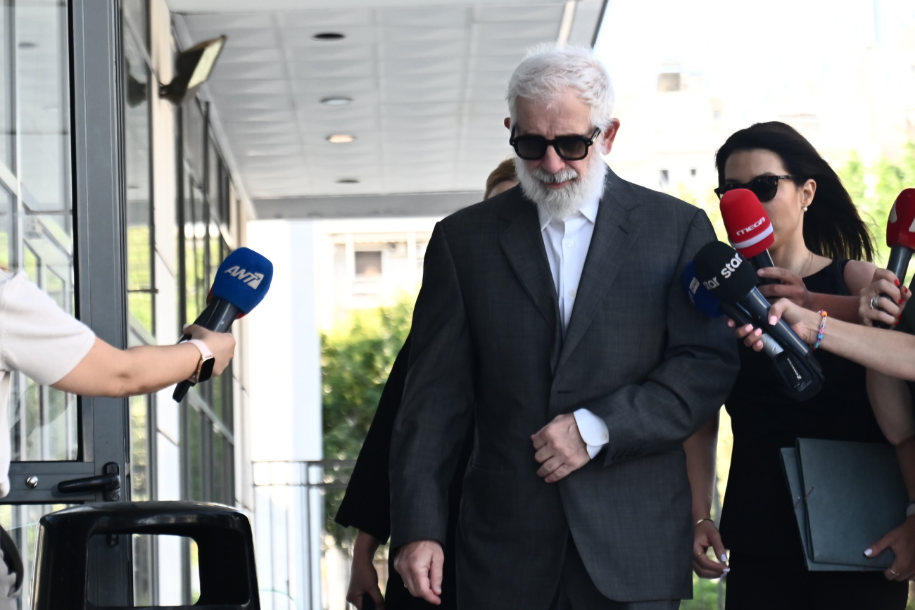 Πέτρος Φιλιππίδης