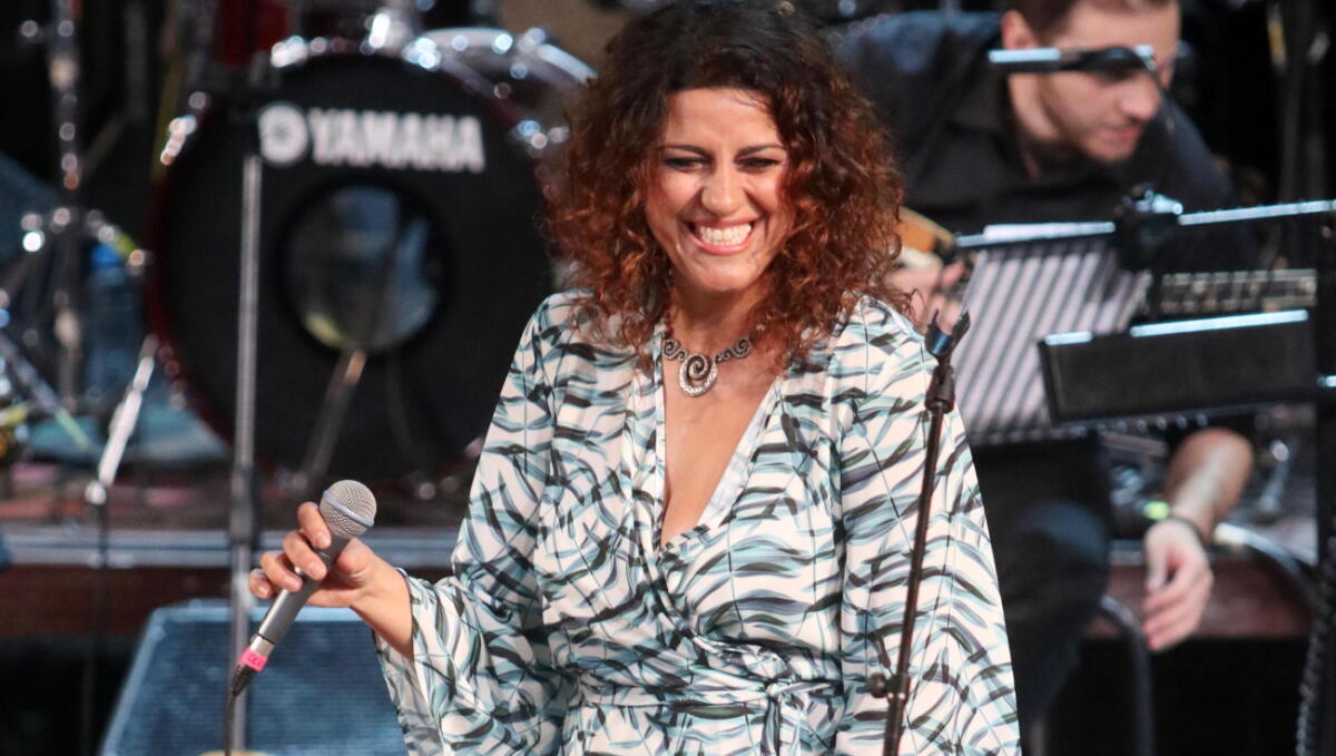 Σοφία Παπάζογλου