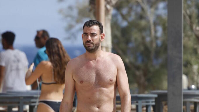 Νίκος Πολυδερόπουλος