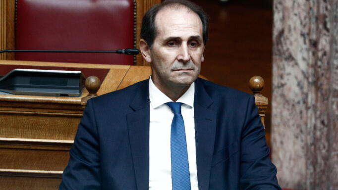 Απόστολος Βεσυρόπουλος