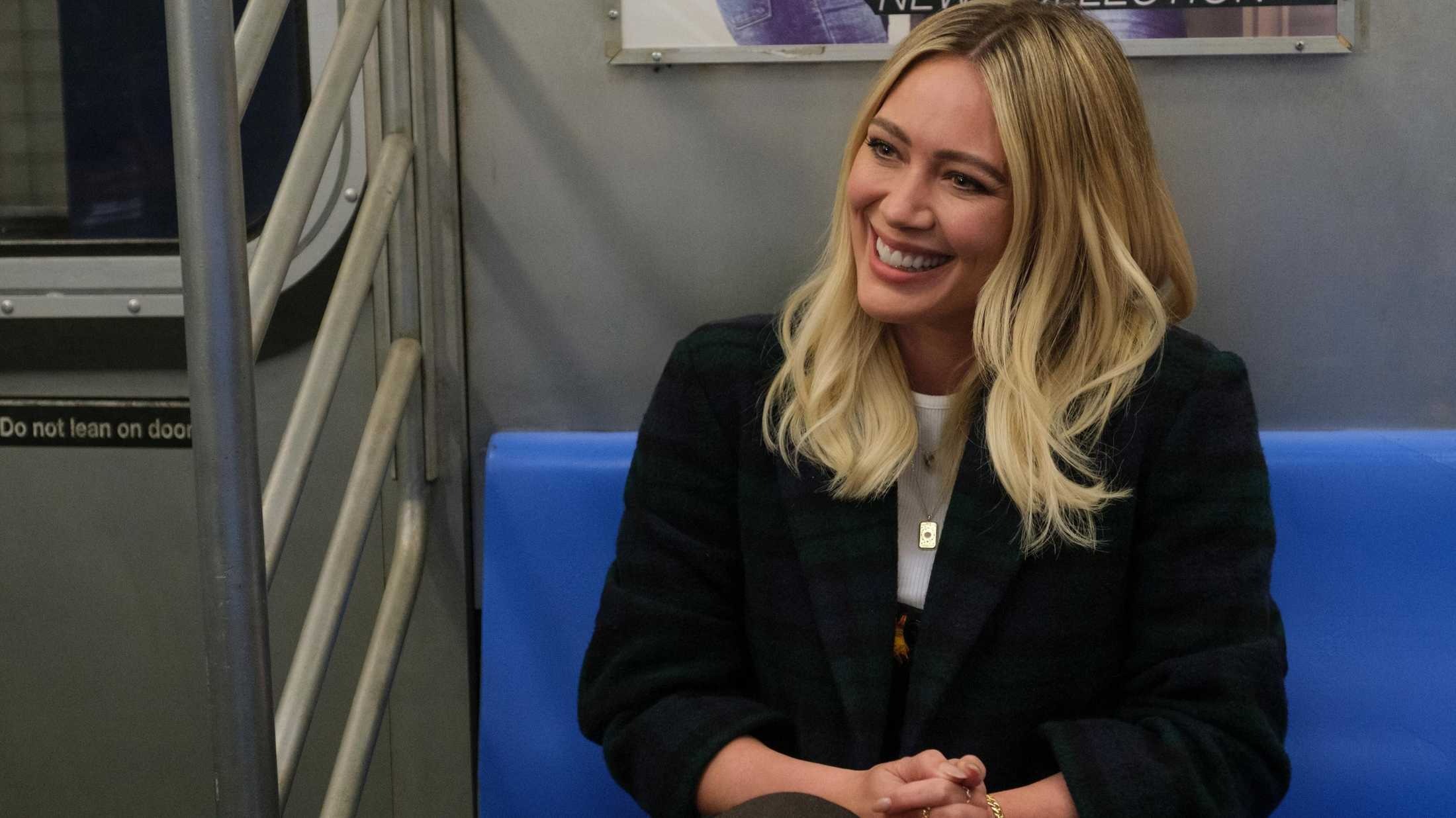 Pretty Ugly: Η Hilary Duff επιστρέφει με ένα σκοτεινό τηλεοπτικό δράμα για τα παιδικά καλλιστεία