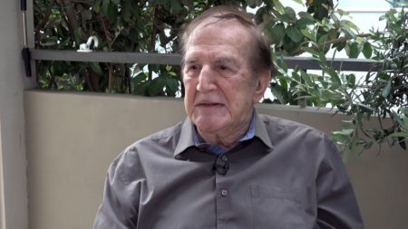 Γιώργος Κωνσταντίνου