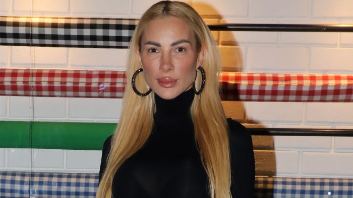 Ξεσπά η Διονυσία Κουκίου στο Power Talk: “Η ανιψιά μου έχει κρίσεις άγχους μετά το μπούλινγκ, δεν της είναι καθόλου εύκολο”