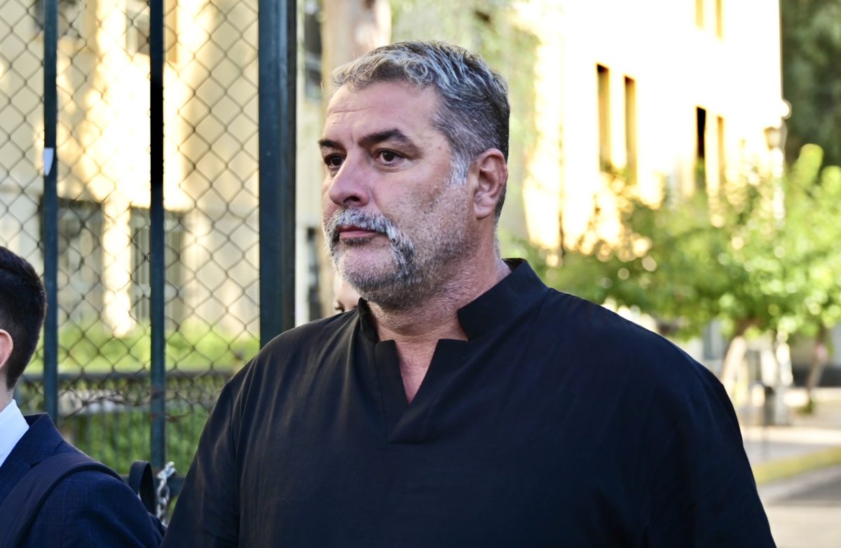 Βασίλης Μπισμπίκης