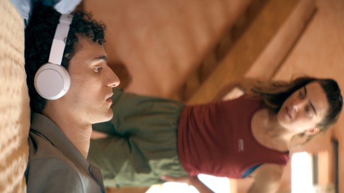 Το Παιδί: Δυο κουκουλοφόροι απάγουν τον Ντιμίτρι
